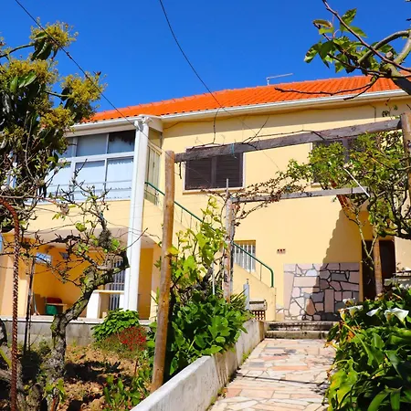 Holiday home Casa Familia Agostinho - *